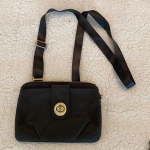 Baggallini purse
